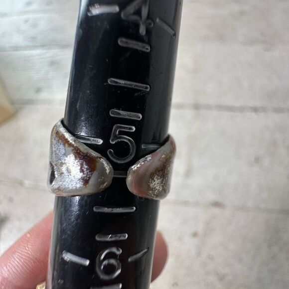 Vintage 60s Mary And Jesus Plastic Flicker Ring - Picture 5 of 6